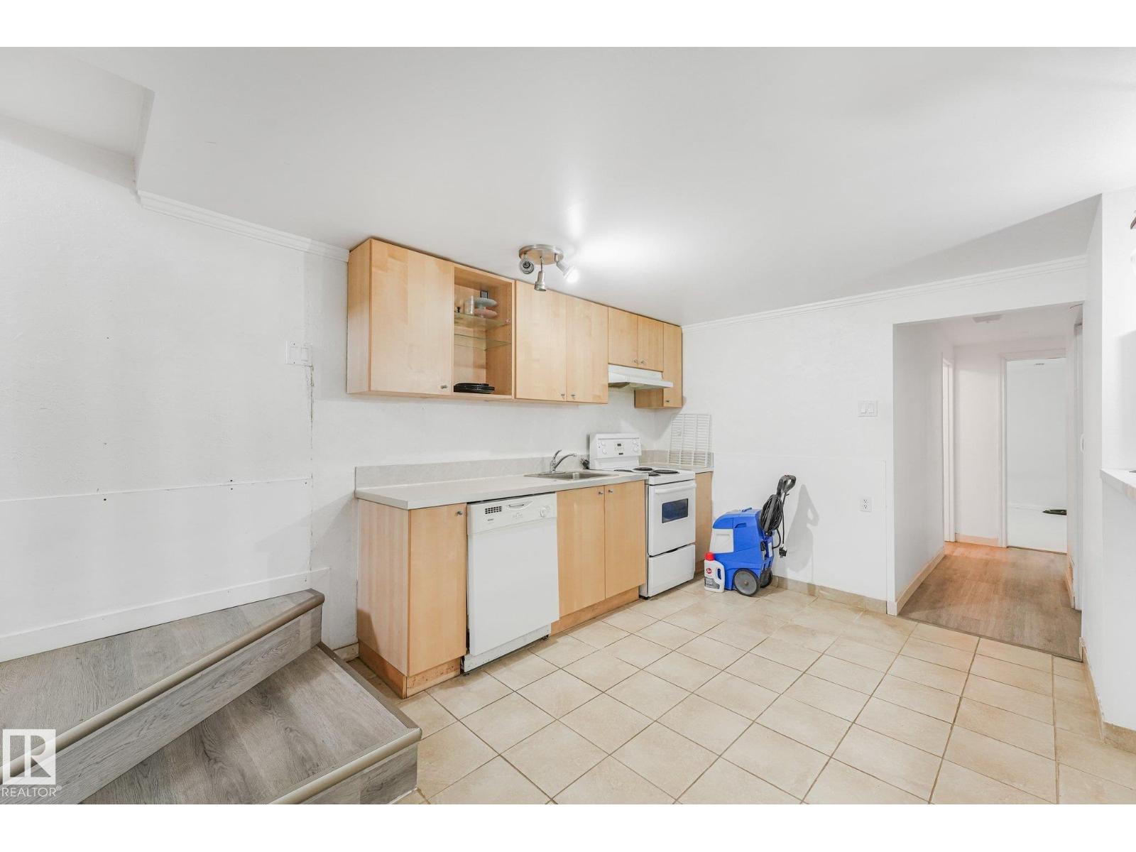 5914 91 AV NW - 33