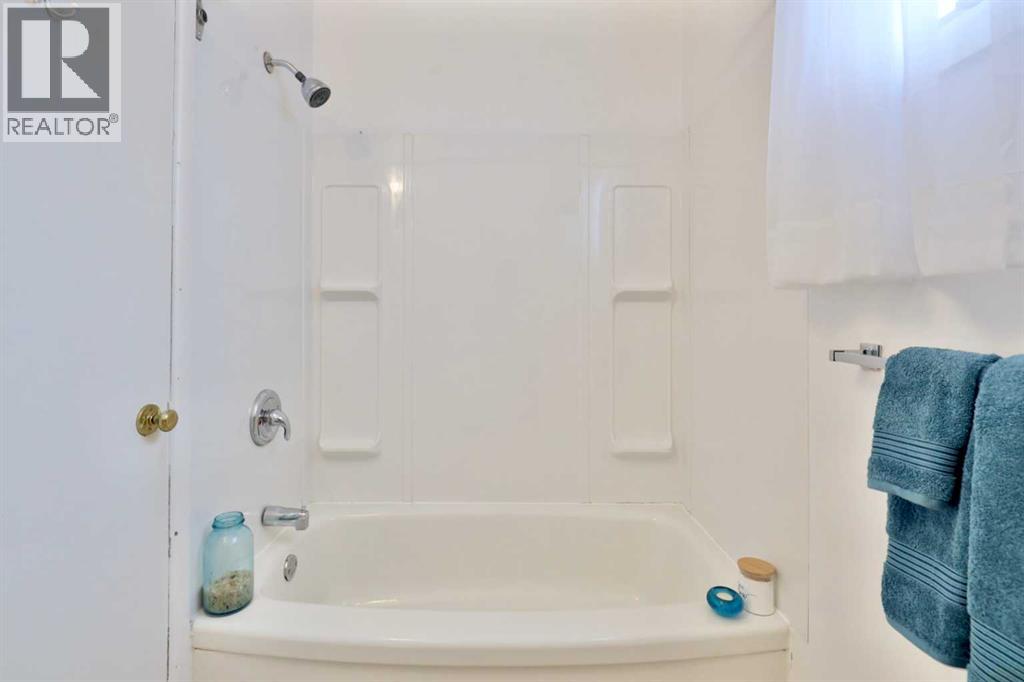 4624 56 Street - 22