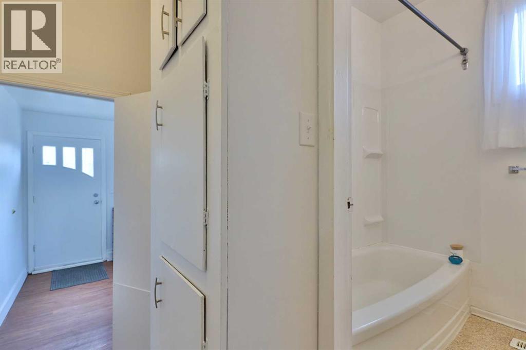 4624 56 Street - 24