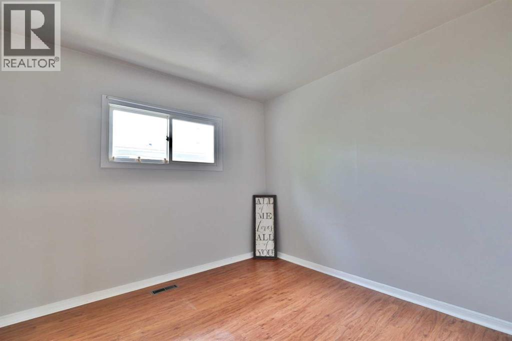 4624 56 Street - 17
