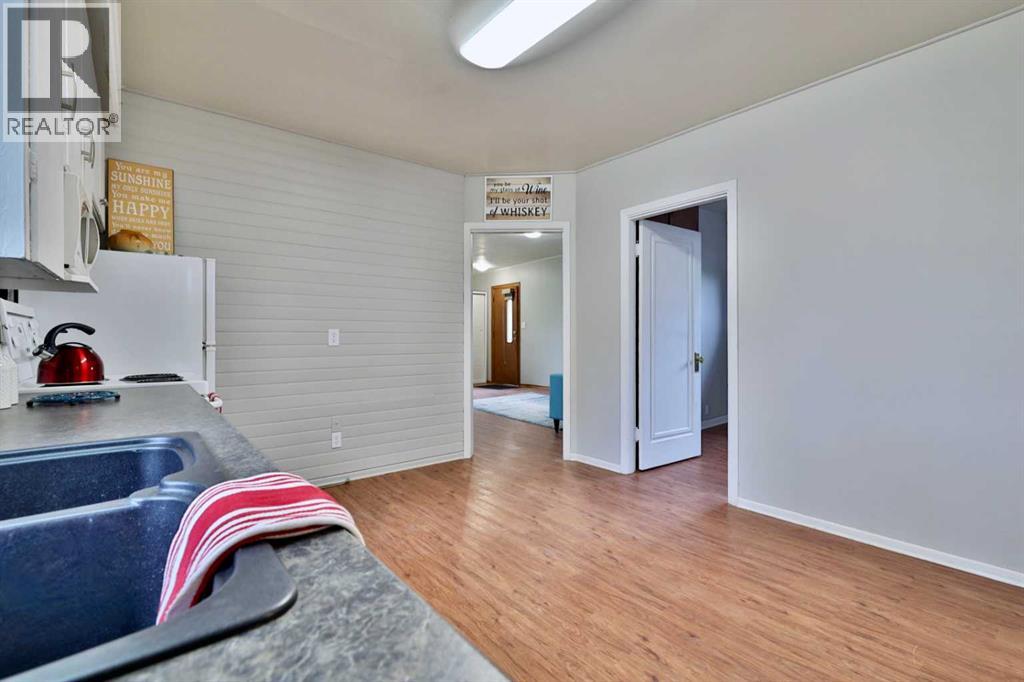 4624 56 Street - 15