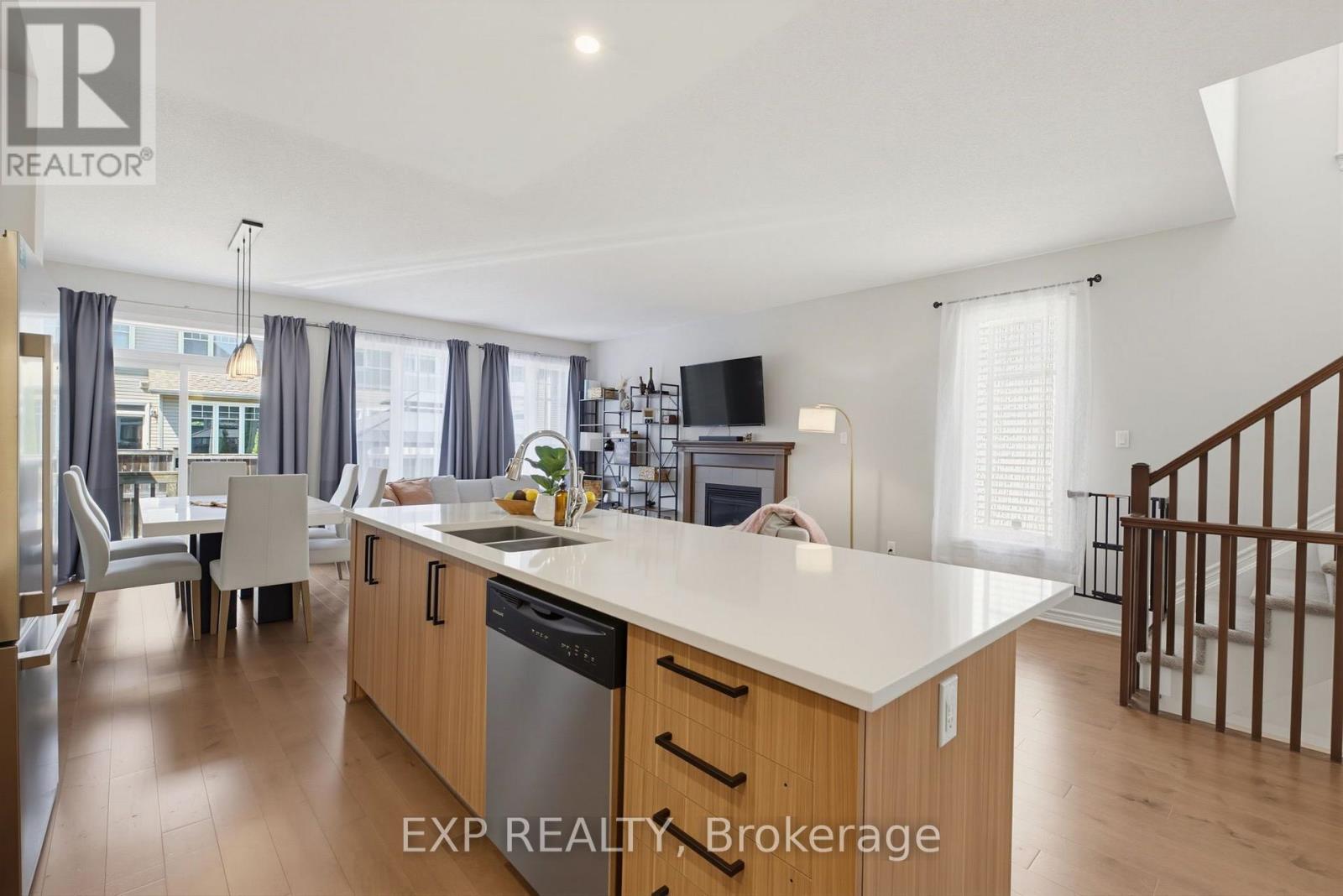 176 MANORWOOD CRESCENT - Image 13