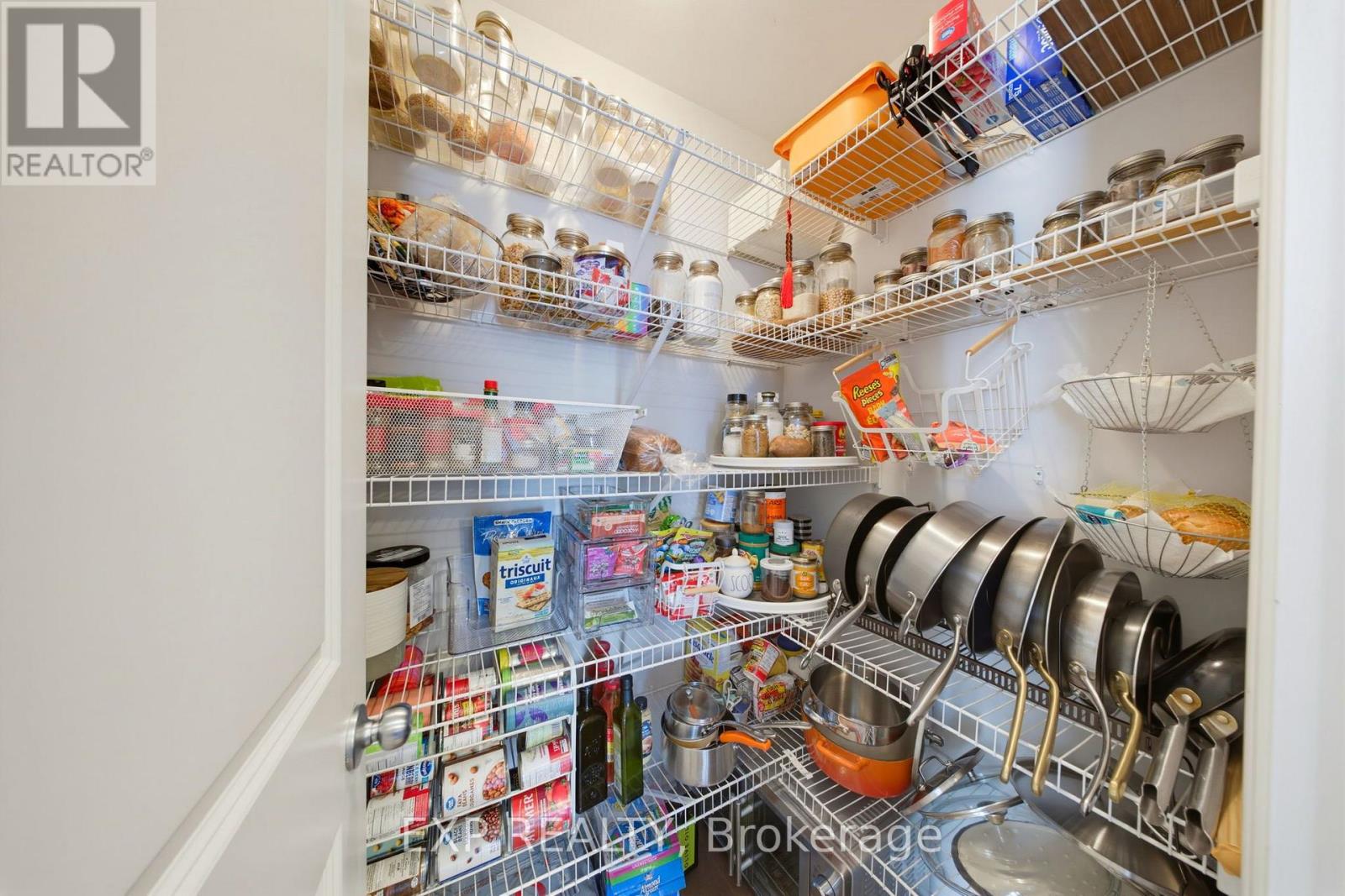 176 MANORWOOD CRESCENT - Image 14
