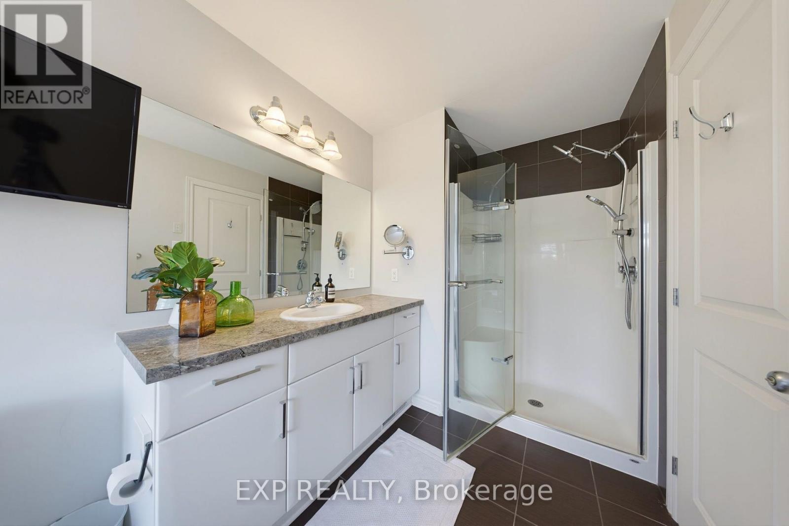 176 MANORWOOD CRESCENT - Image 30