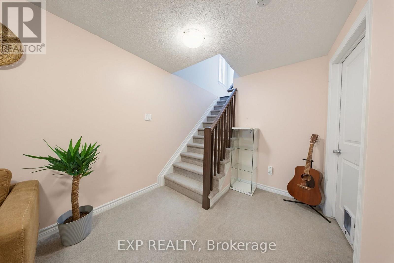 176 MANORWOOD CRESCENT - Image 38