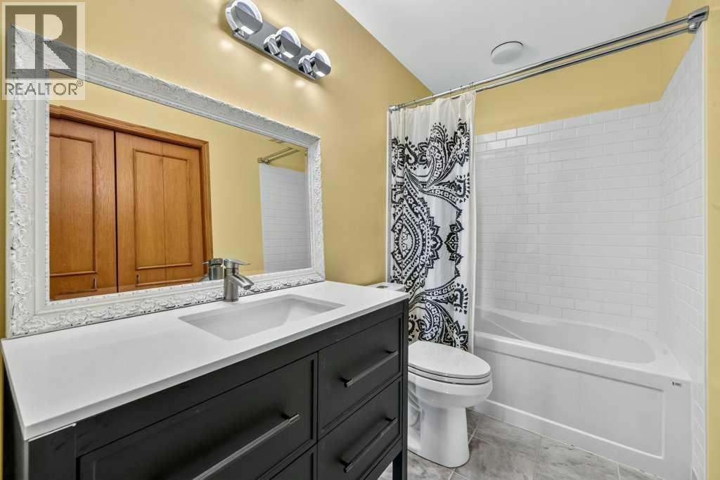 128 Santana Court NW - 26