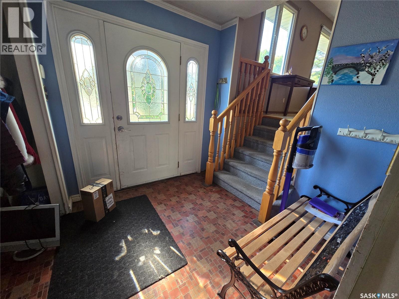 327 Russell STREET - Image 6