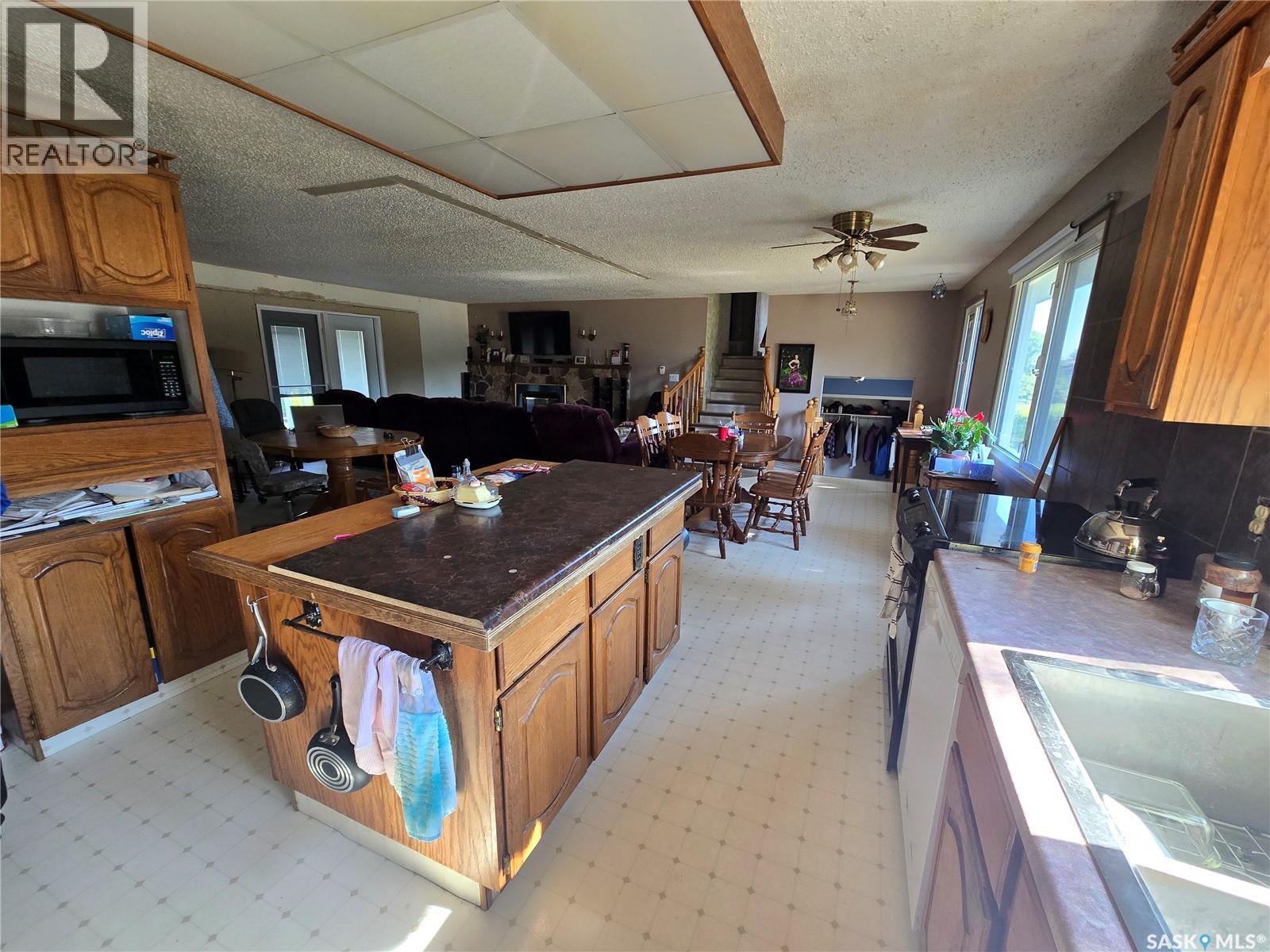 327 Russell STREET - Image 9