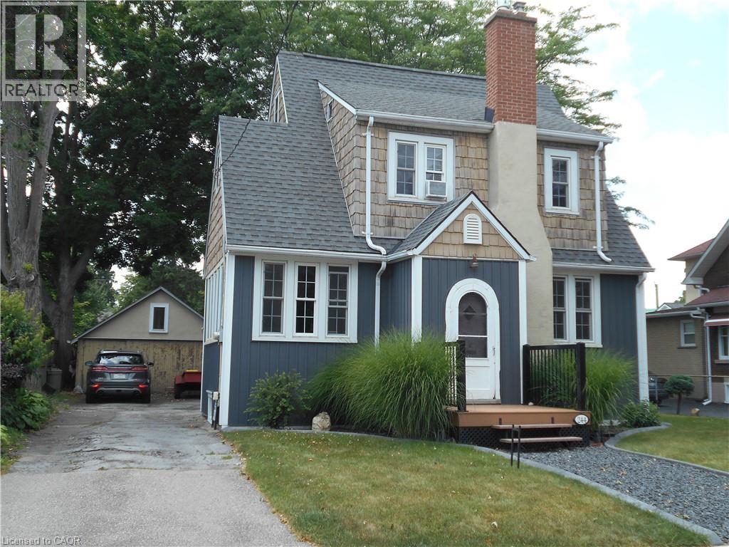 244 KENT Street S - 2