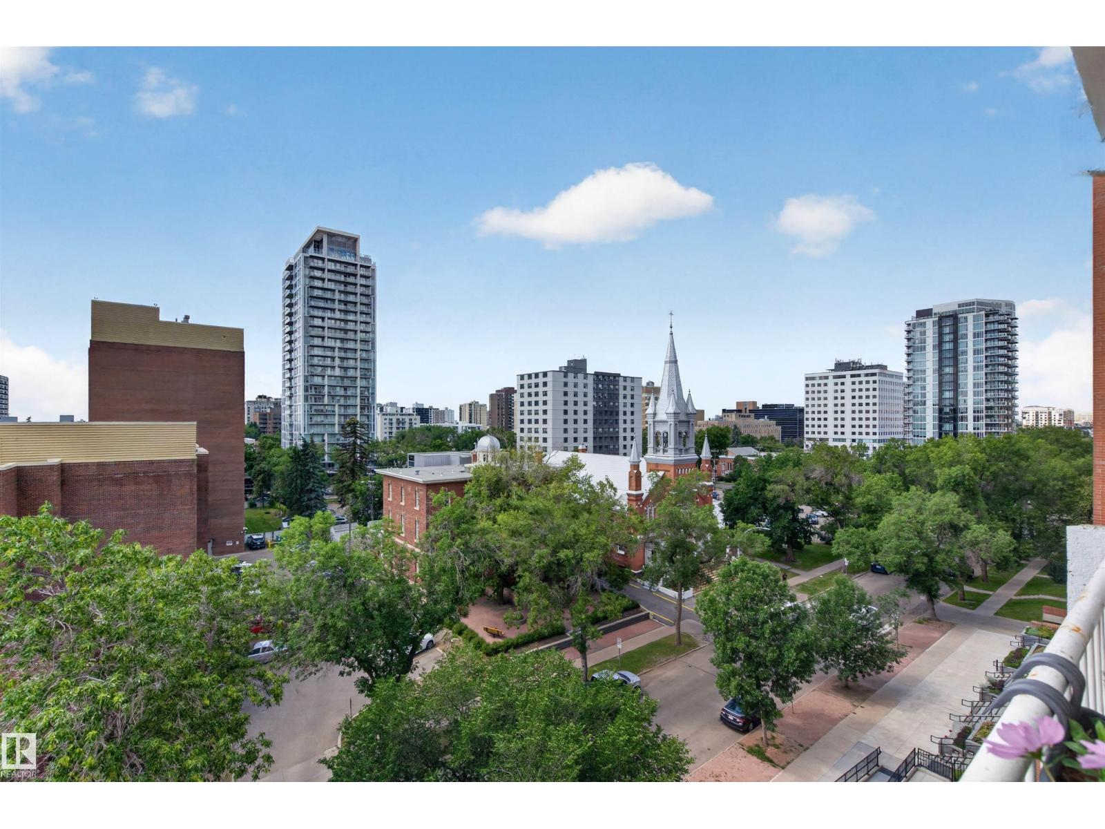 #703 9909 110 ST NW - 18