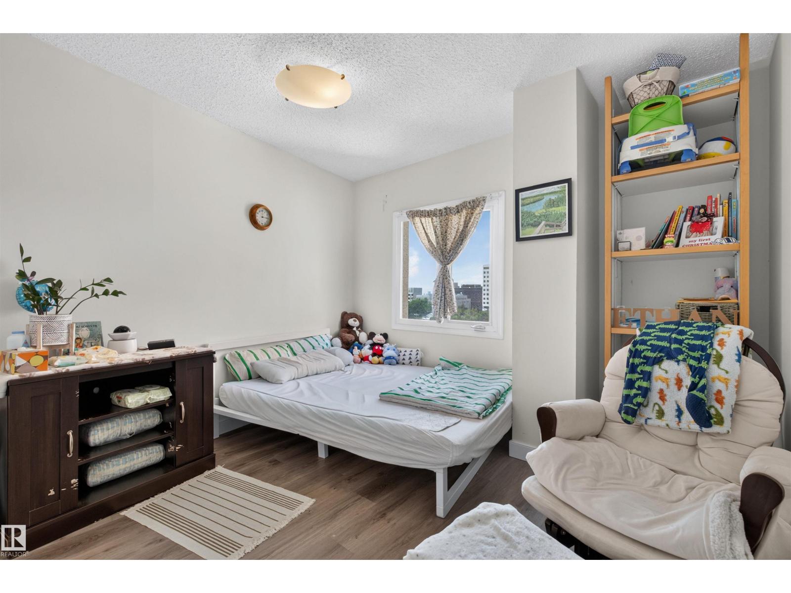 #703 9909 110 ST NW - 10