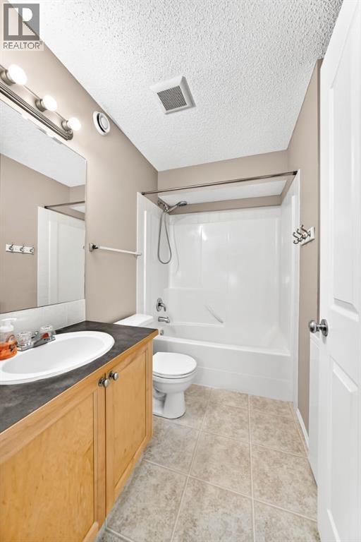 #1802 140 Sagewood Boulevard SW - 32
