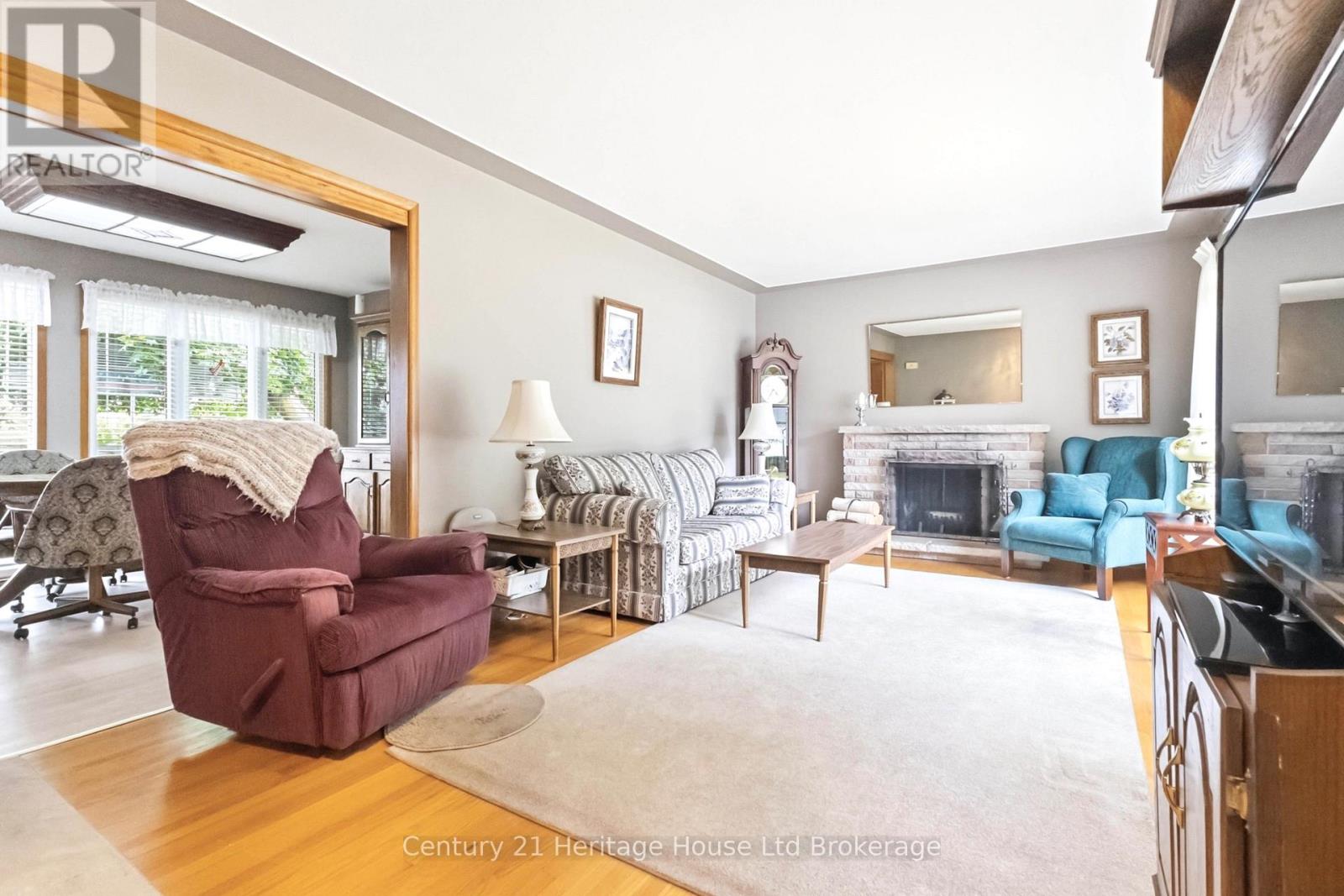 26 DEVERON CRESCENT - Image 5