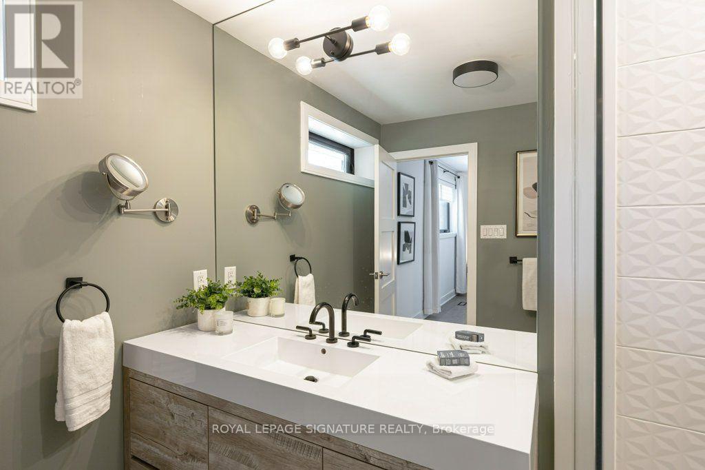 14 BONACRES AVENUE - 18