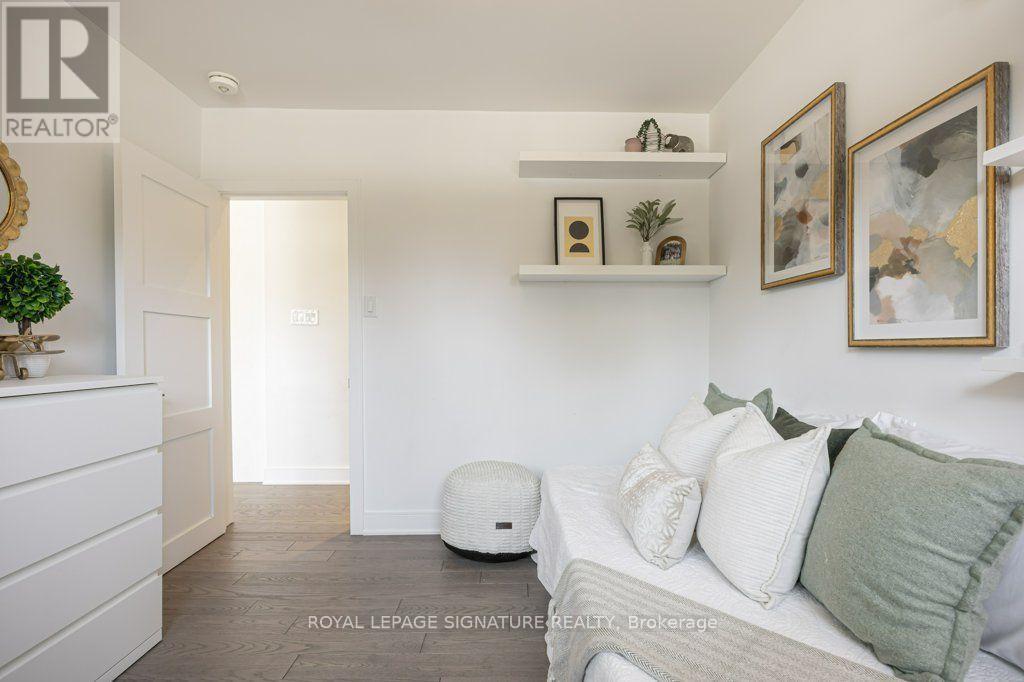 14 BONACRES AVENUE - 24