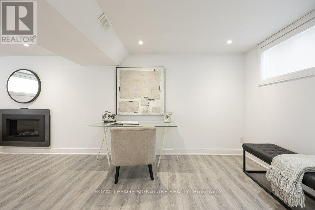 14 BONACRES AVENUE - 36