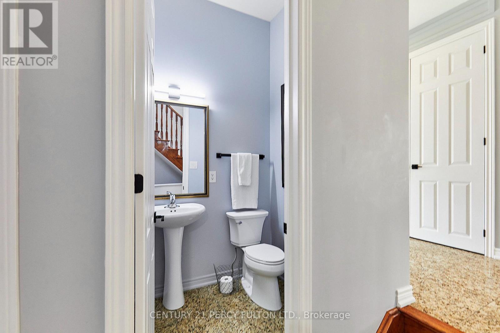 8 MACKELLER COURT - 21