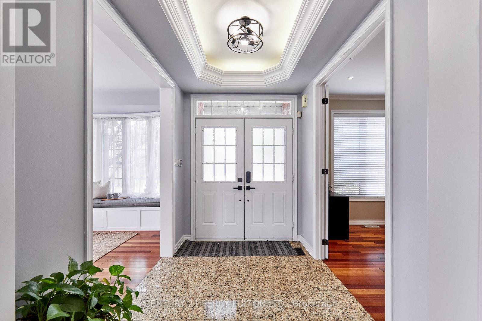 8 MACKELLER COURT - 5