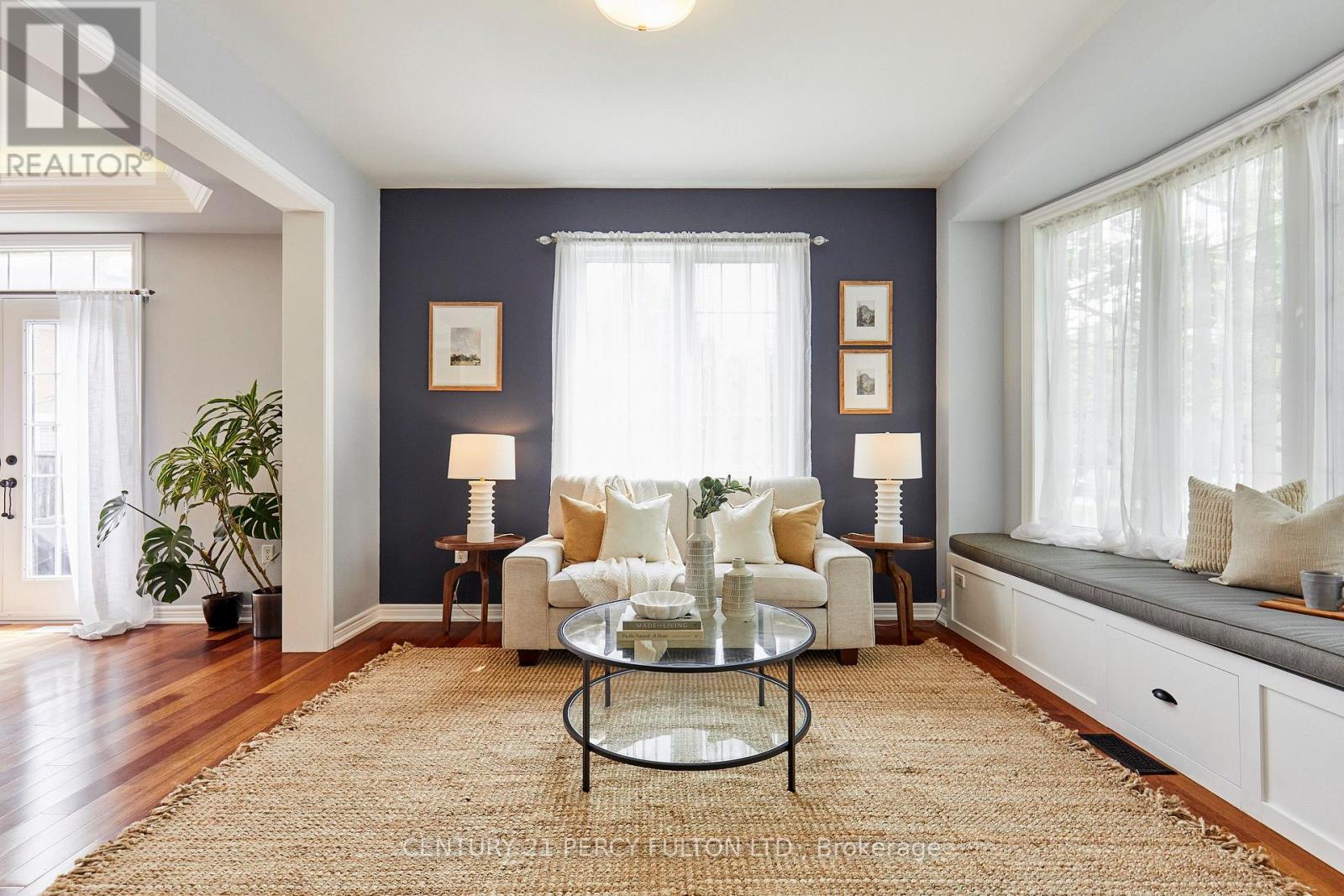 8 MACKELLER COURT - 8