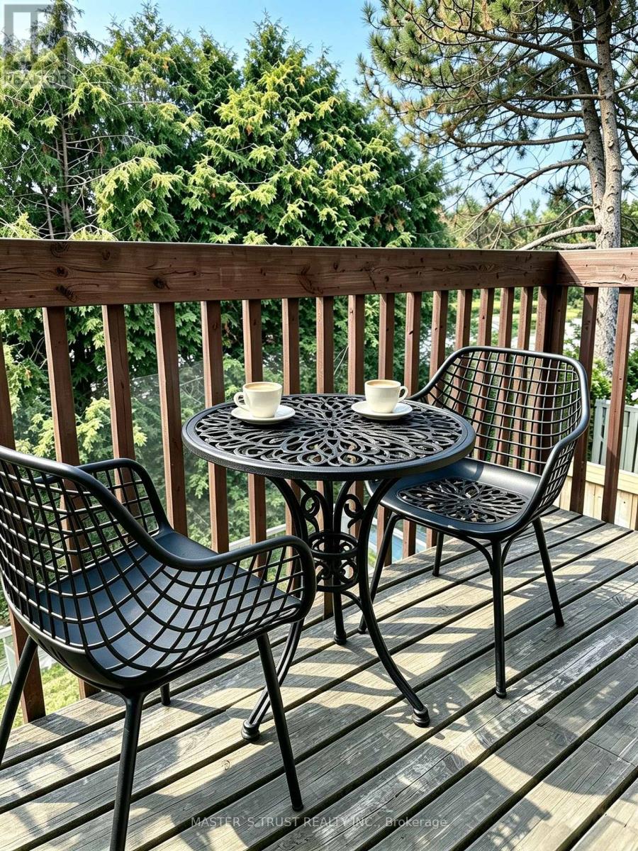 47 GLEN HILL DRIVE - 23