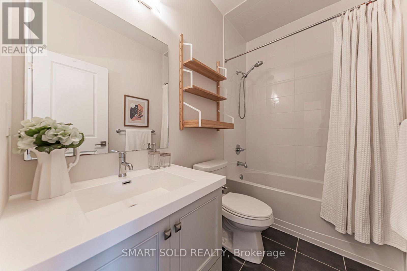 585 MARC SANTI BOULEVARD - 45