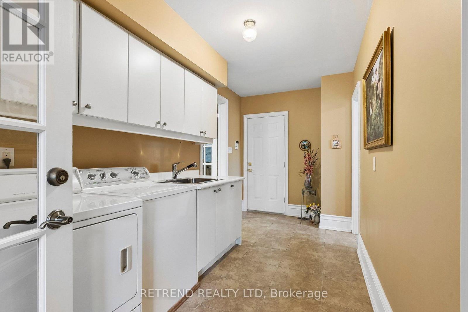 791 CLARENCE STREET - Image 16