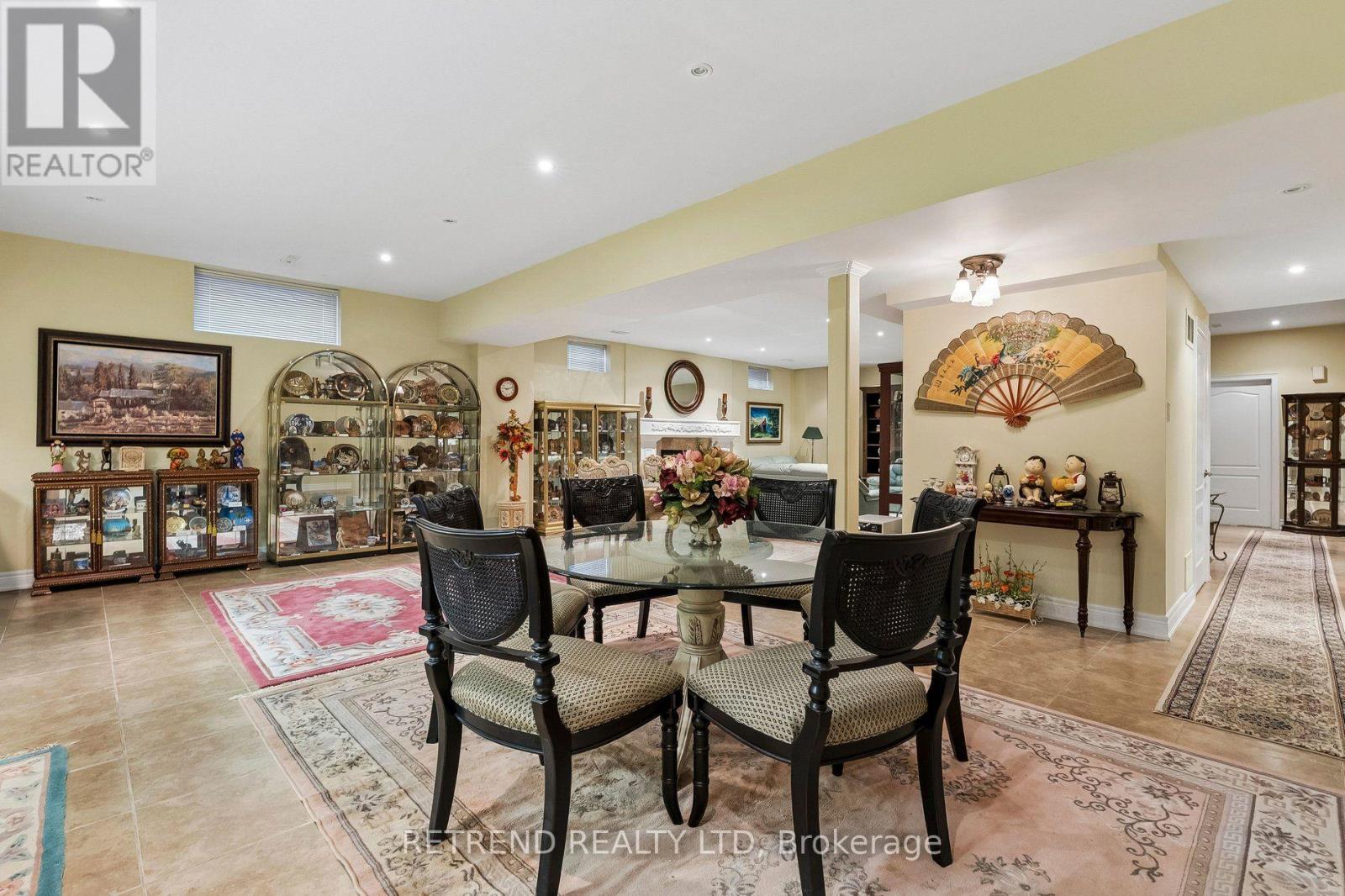 791 CLARENCE STREET - Image 35
