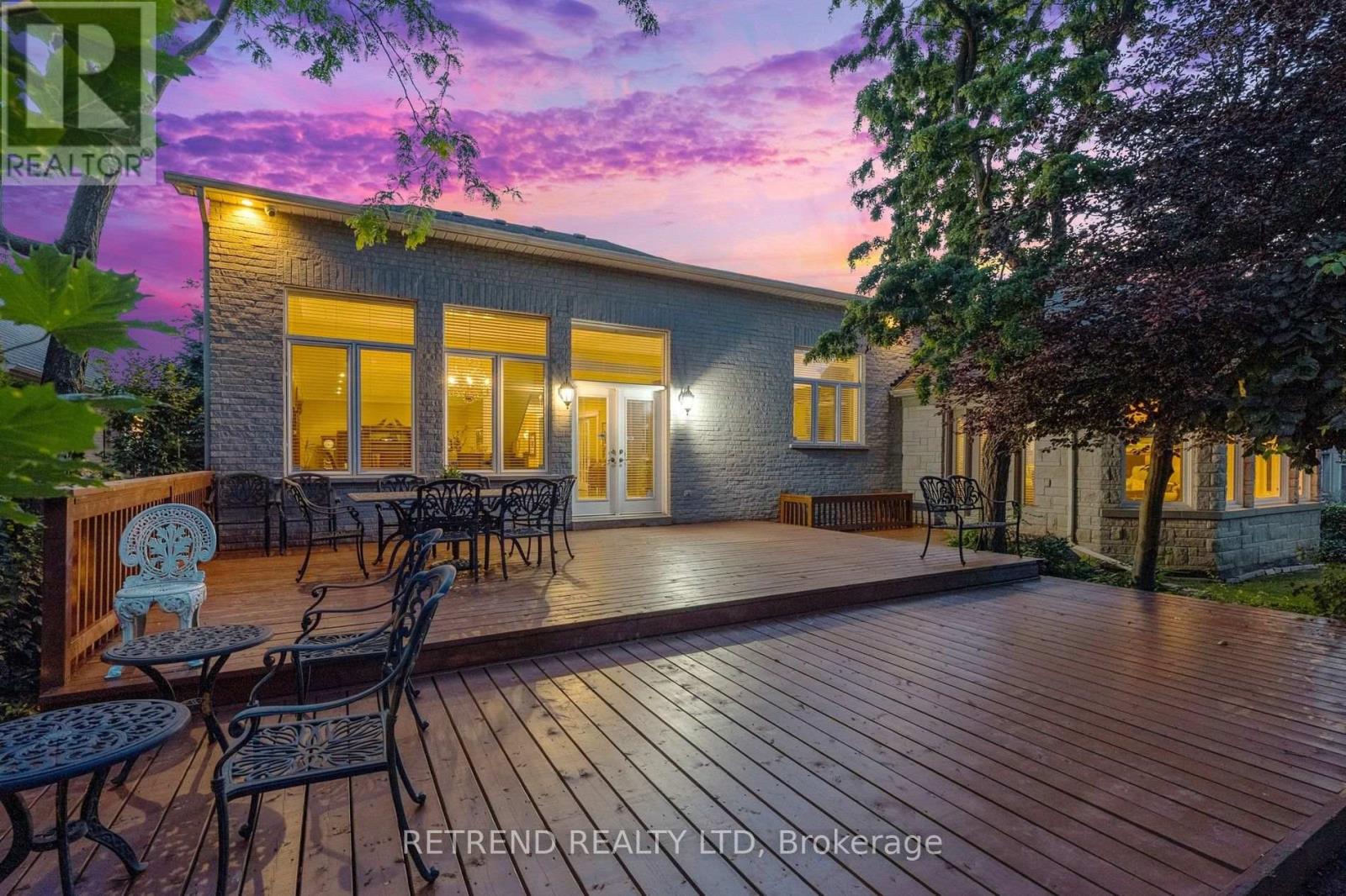 791 CLARENCE STREET - Image 45