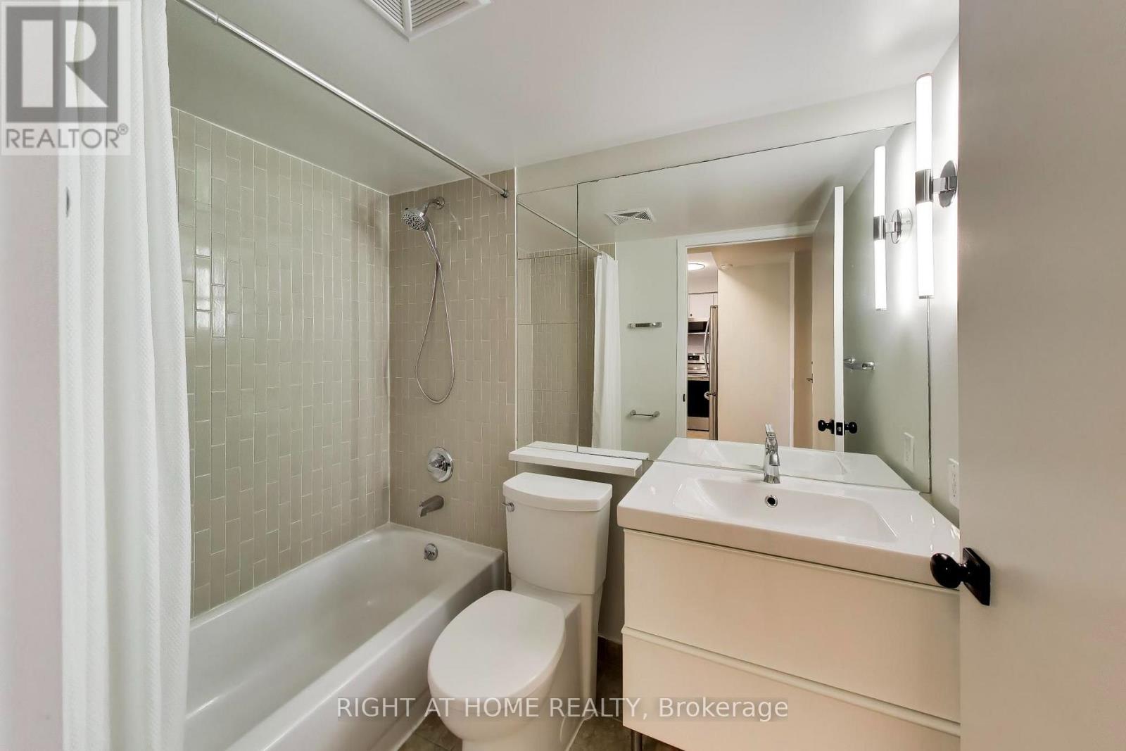 #407 1040 THE QUEENSWAY - Image 25