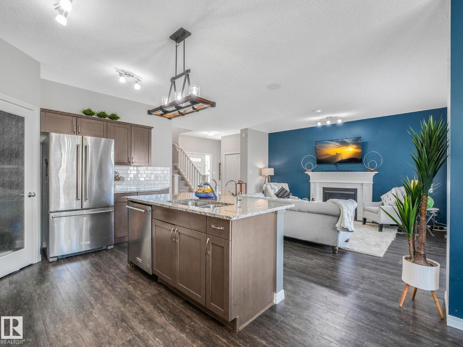 14 SUMAC LN - 16