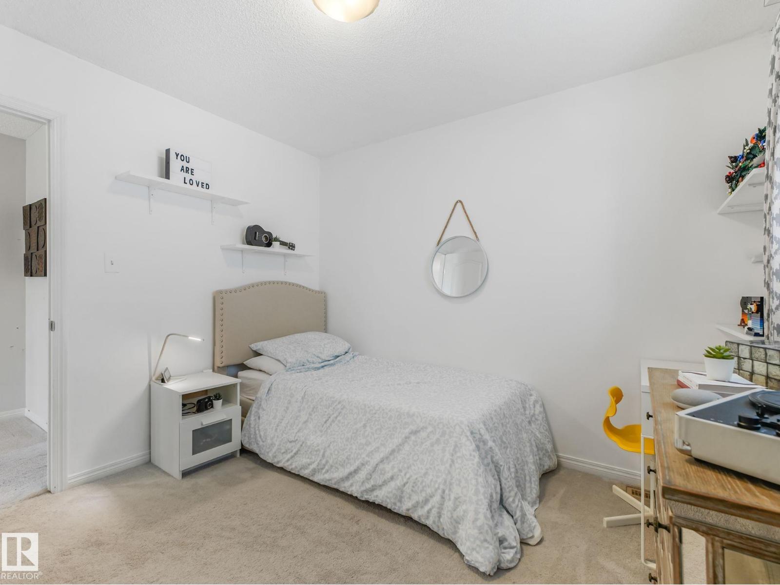 14 SUMAC LN - 32