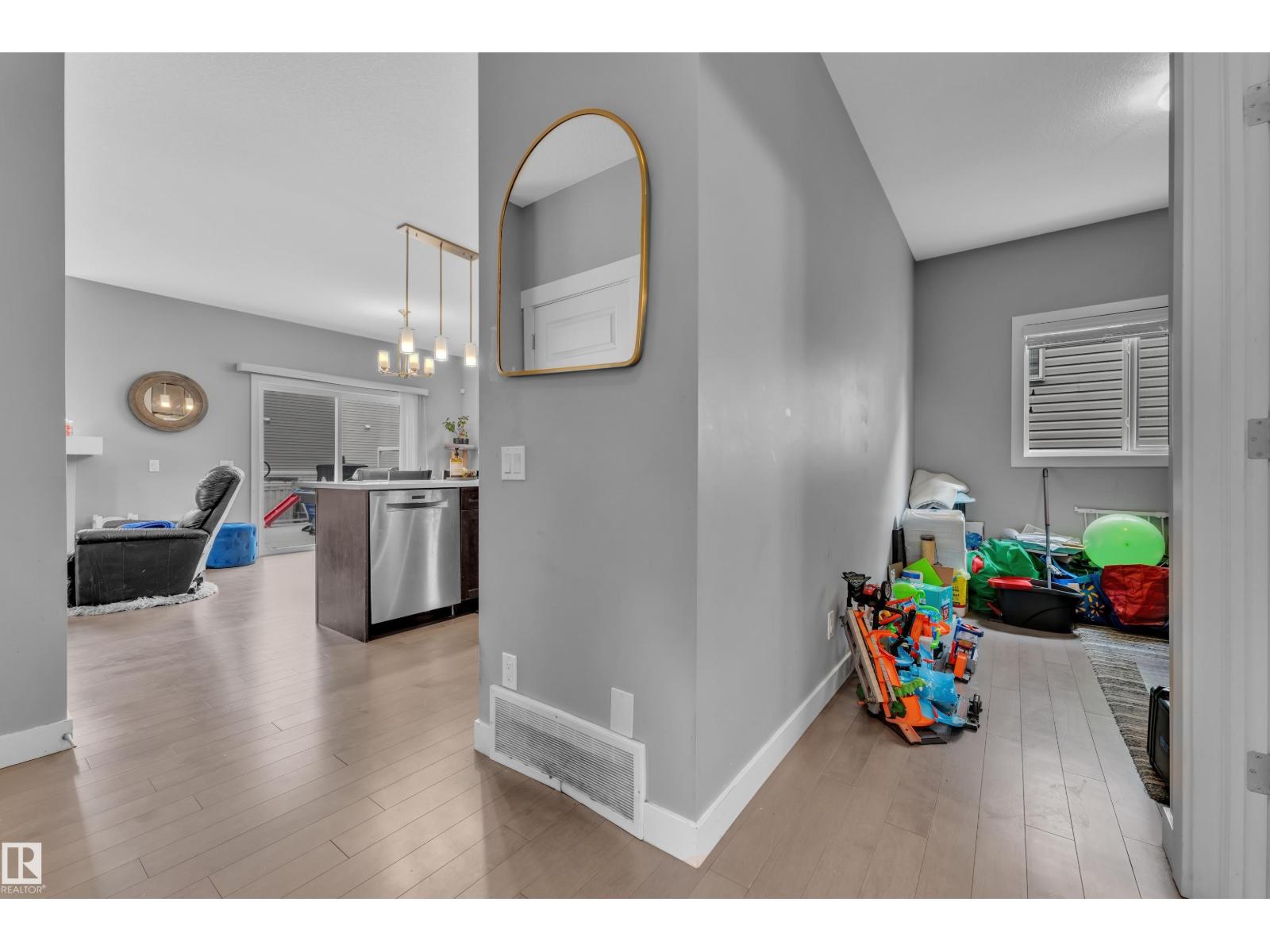 1942 CHAPMAN RD SW - 8
