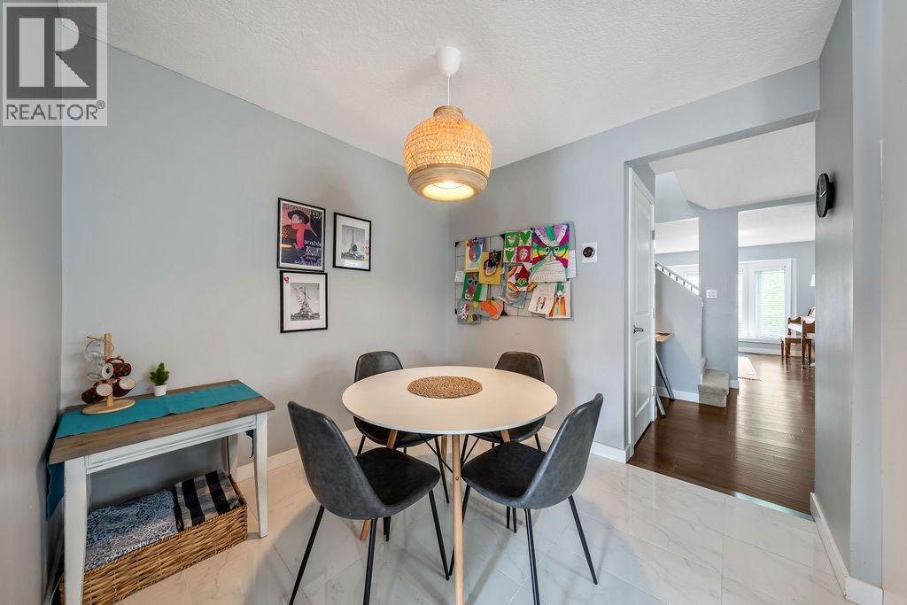 15 Woodmont Green SW - 10