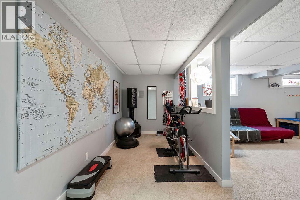 15 Woodmont Green SW - 30