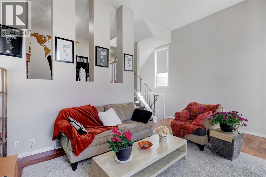 738 Queenston Terrace SE - 7