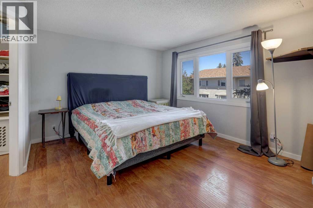 738 Queenston Terrace SE - 20