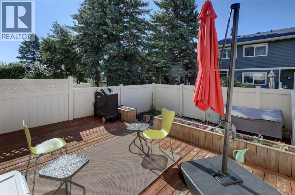 738 Queenston Terrace SE - 35