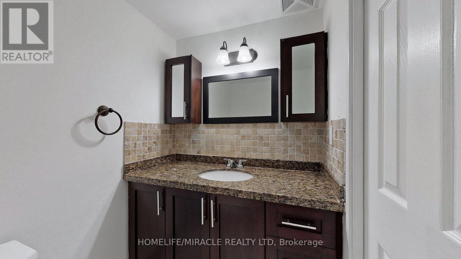 #1206 10 TOBERMORY DRIVE - 23