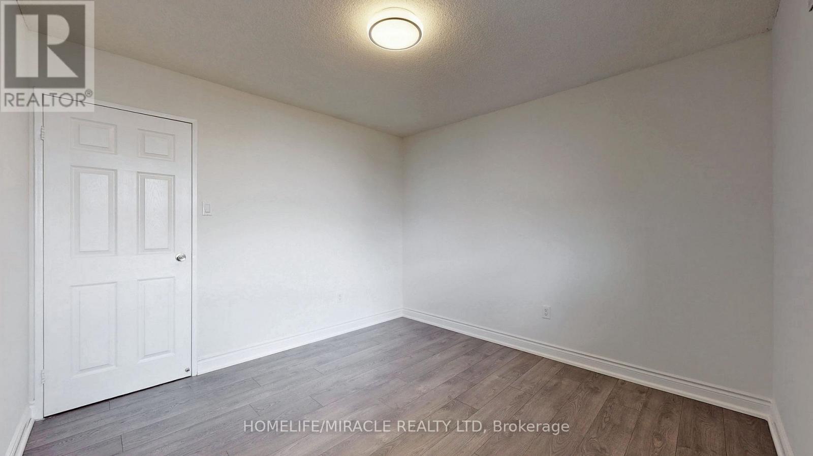 #1206 10 TOBERMORY DRIVE - 29