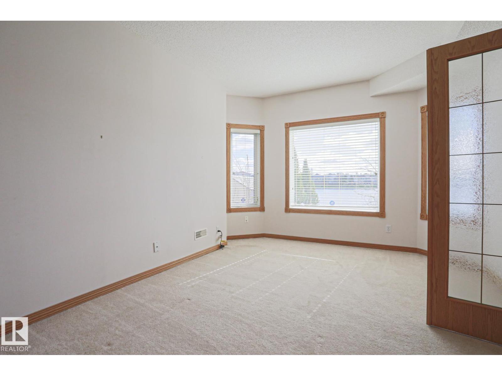 16203 89 ST NW - 45
