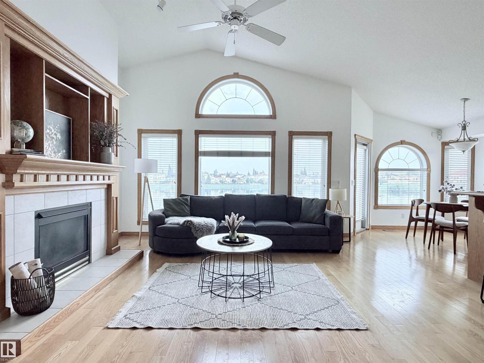 16203 89 ST NW - 12