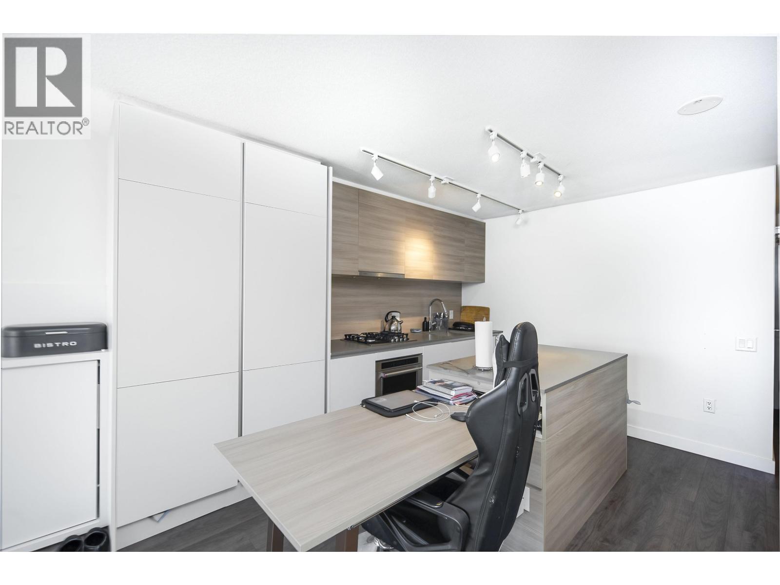710 988 QUAYSIDE DRIVE — photo 4
