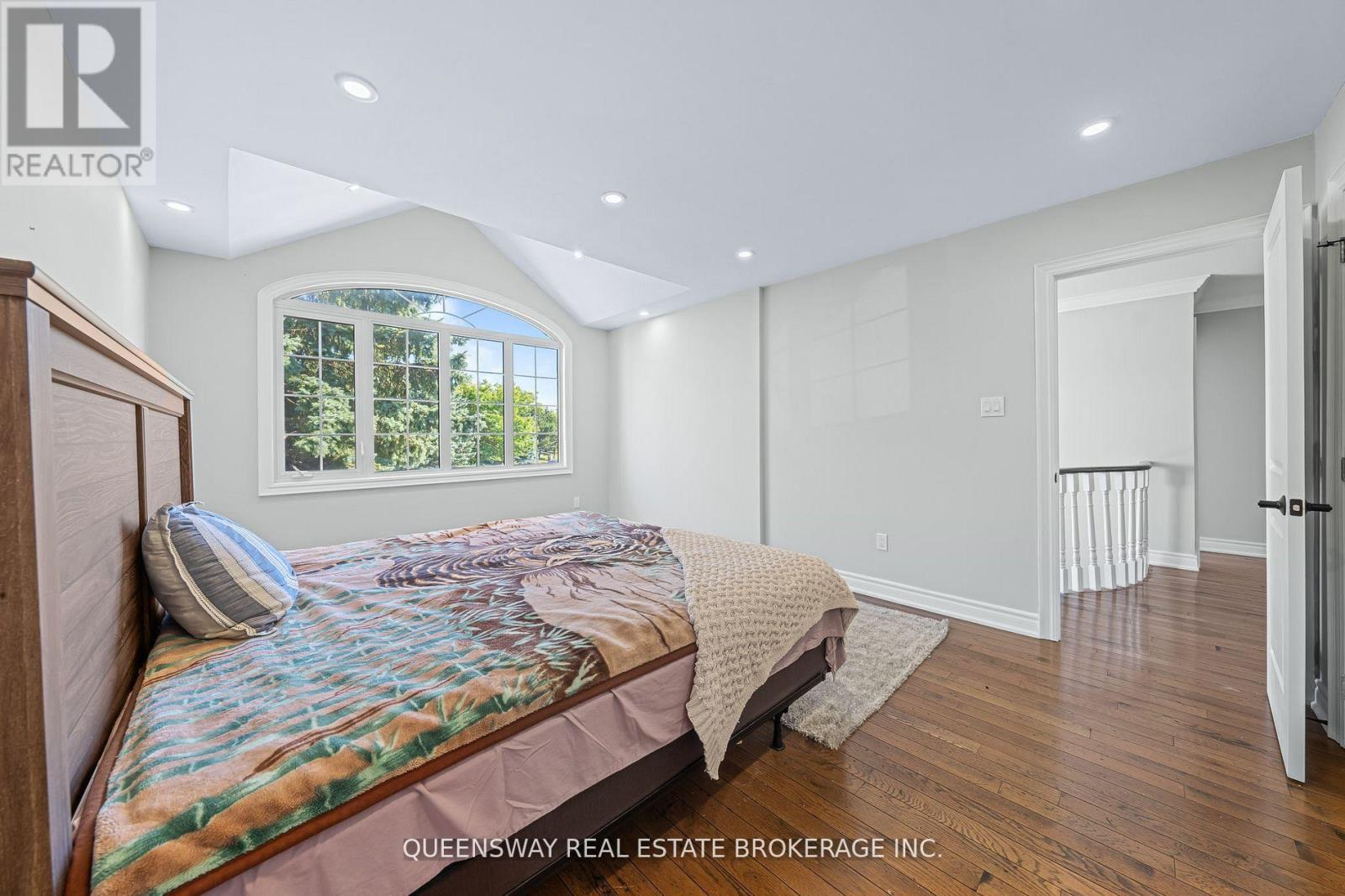 619 CULLER MEWS - 19