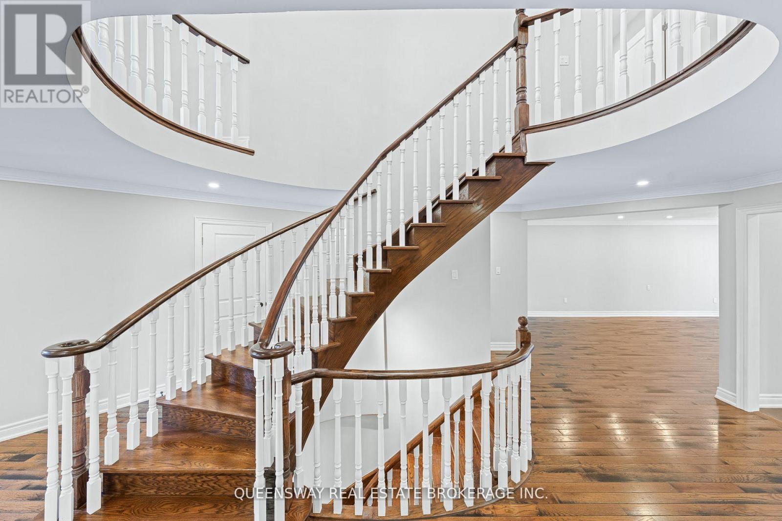 619 CULLER MEWS - 24