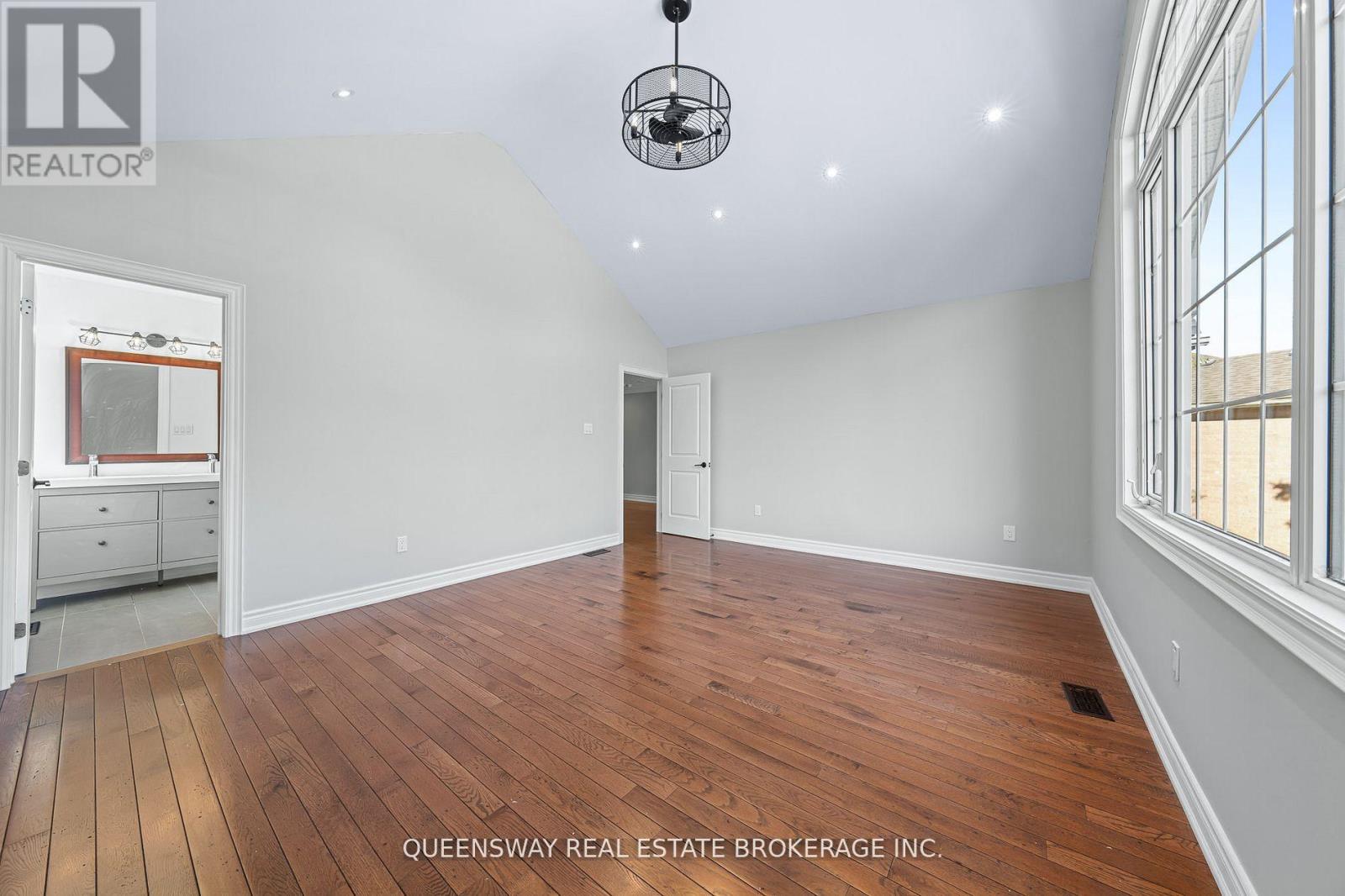 619 CULLER MEWS - 25