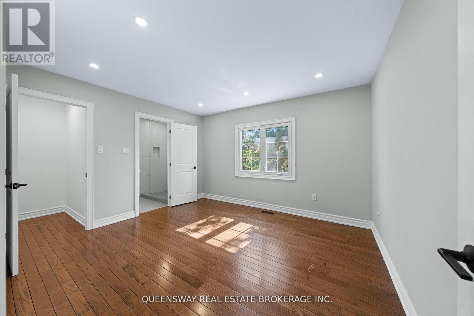 619 CULLER MEWS - 30