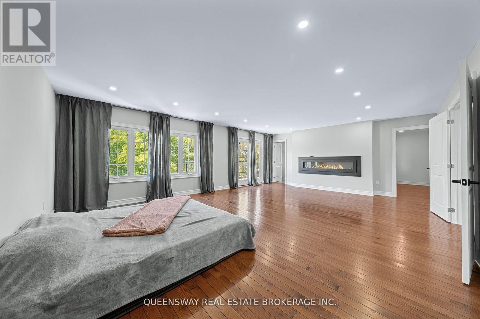 619 CULLER MEWS - 31