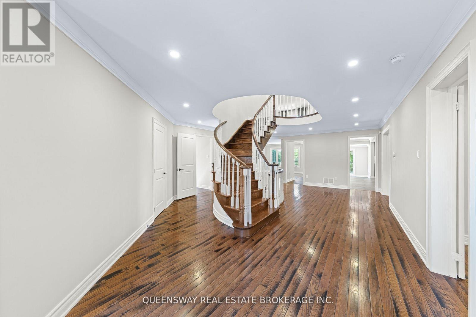 619 CULLER MEWS - 32