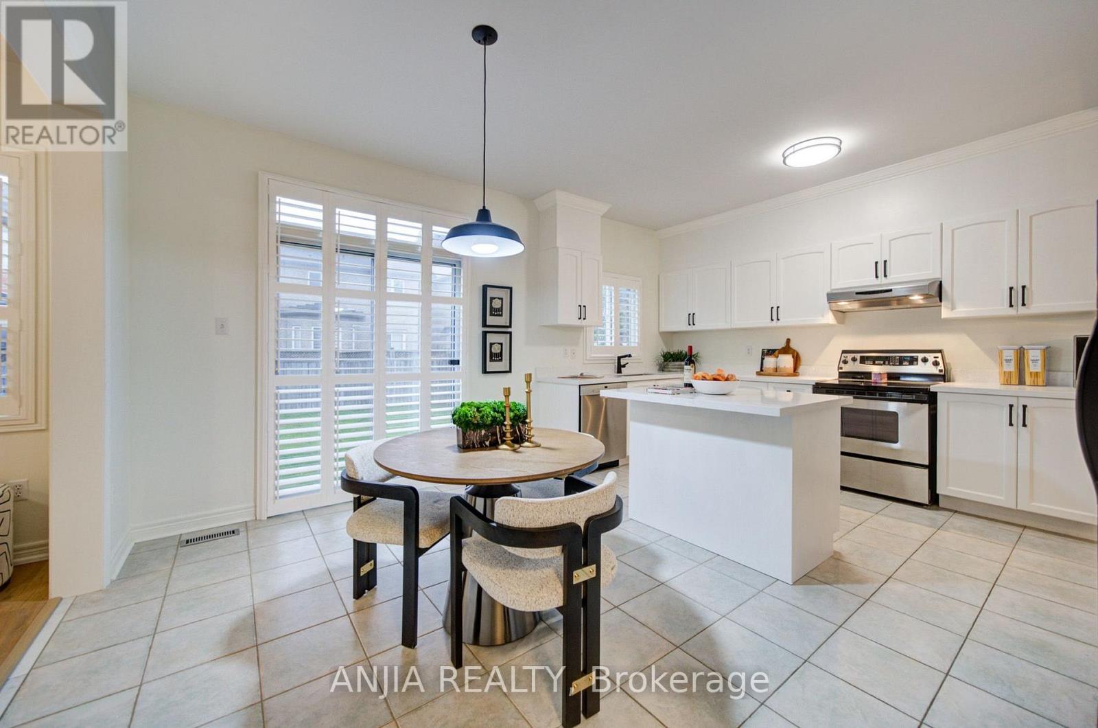 94 CYNTHIA JEAN STREET - 13