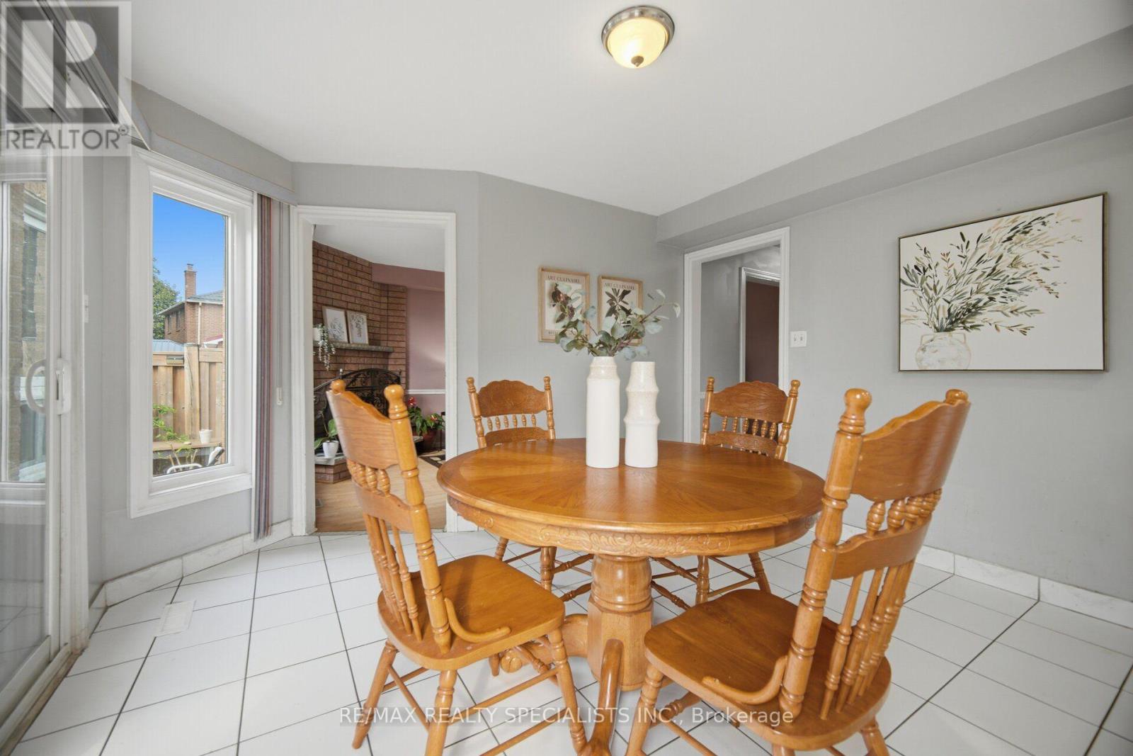 271 NAHANI WAY - Image 14